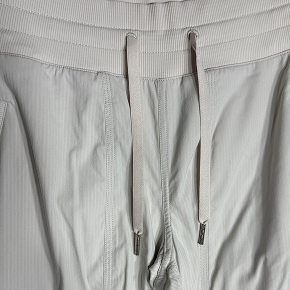 Lululemon Dance Studio Lined Pants Size 4 in Dune Off White - Like New - Picture 3 of 12